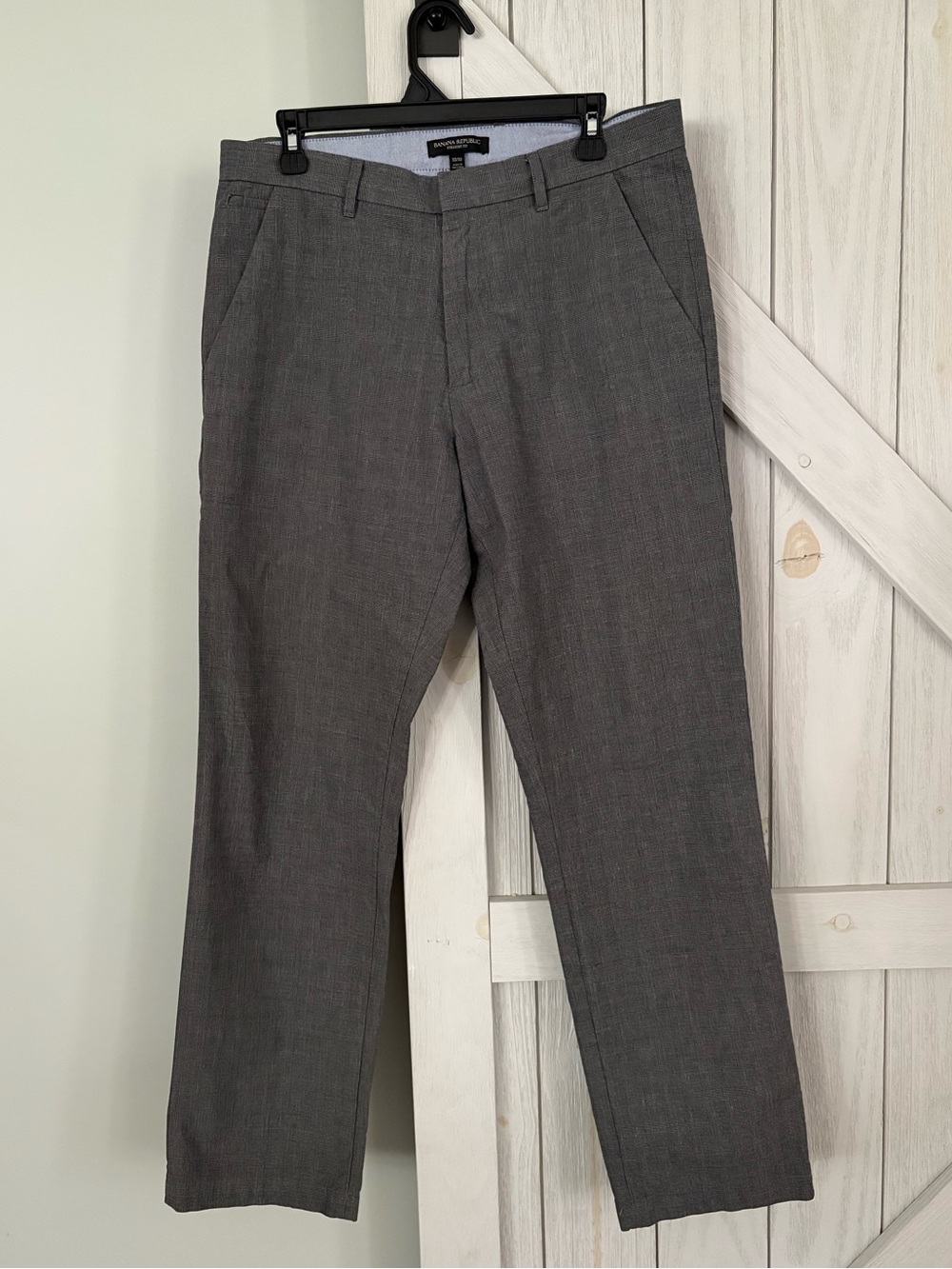 Banana Republic Men’s Straight Fit Pants Gray 33/32